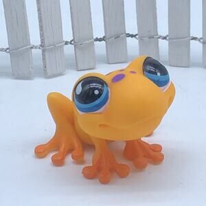 Littlest Pet Shop #874 Orange Frog With Purple Spots And Blue Eyes LPS